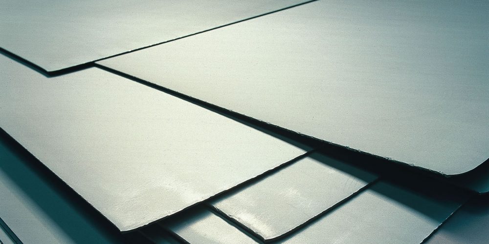 molybdenum lanthanum oxide sheet